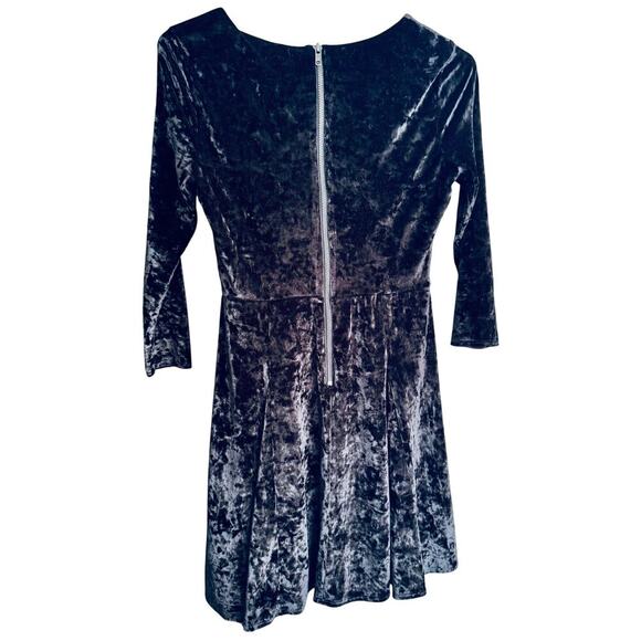 L’amour Nanette Lepore Black Velvet Skater Dress sz M - Picture 5 of 5